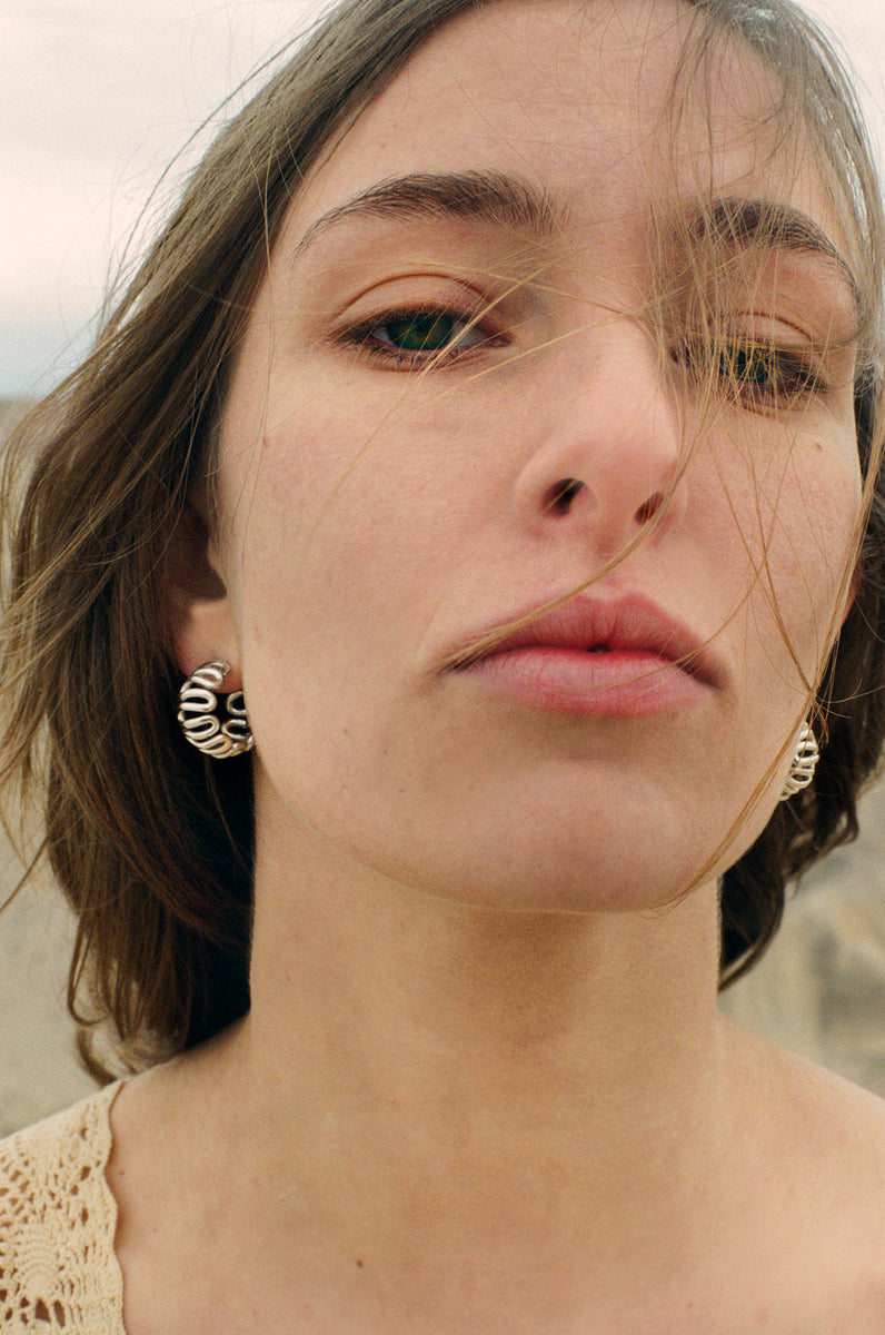 Swirl Hoops – Sapir Bachar